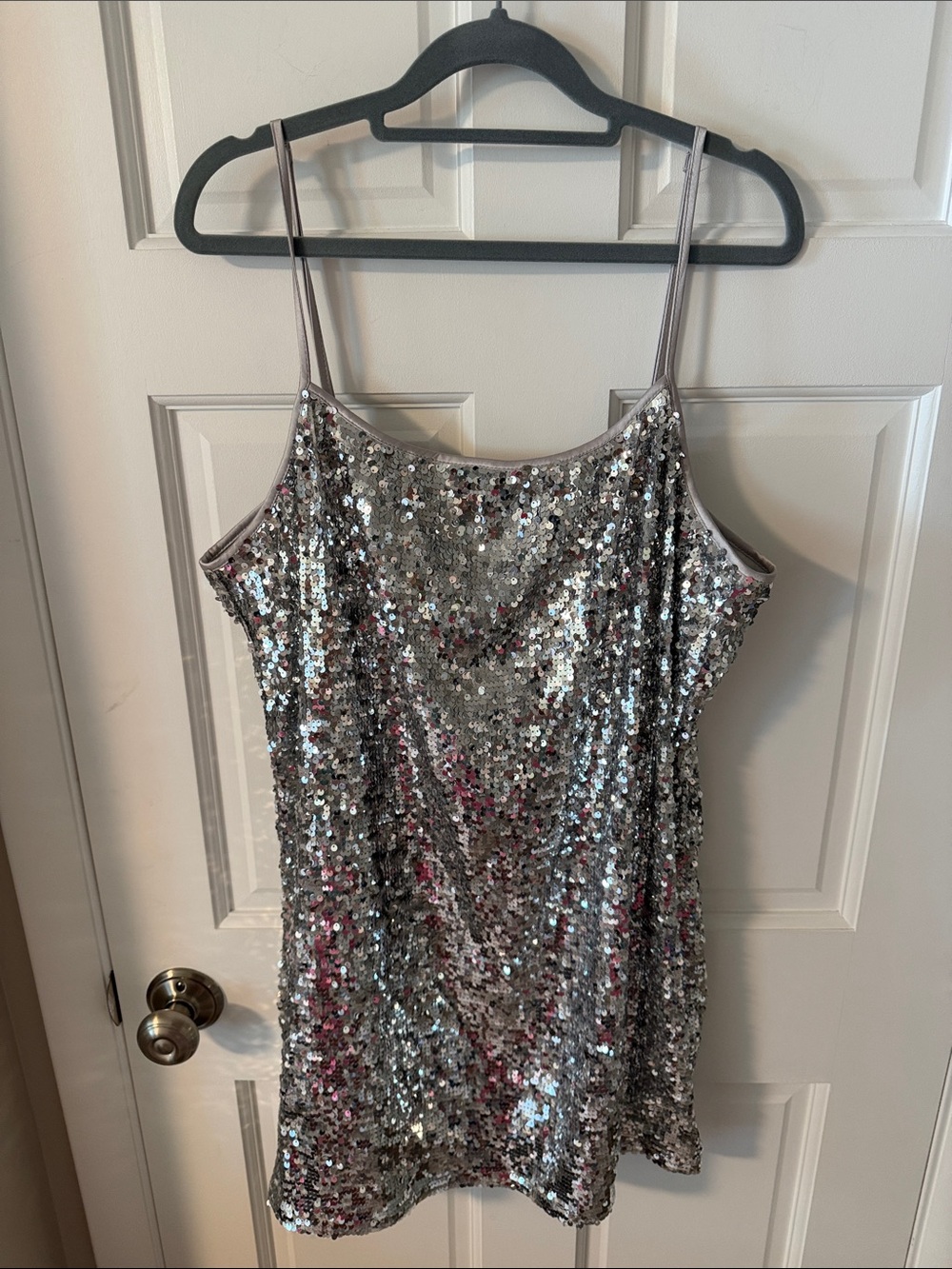 H&M Divided Silver Sequin Spaghetti Strap
Mini Slip Dress Holiday Cocktail XL